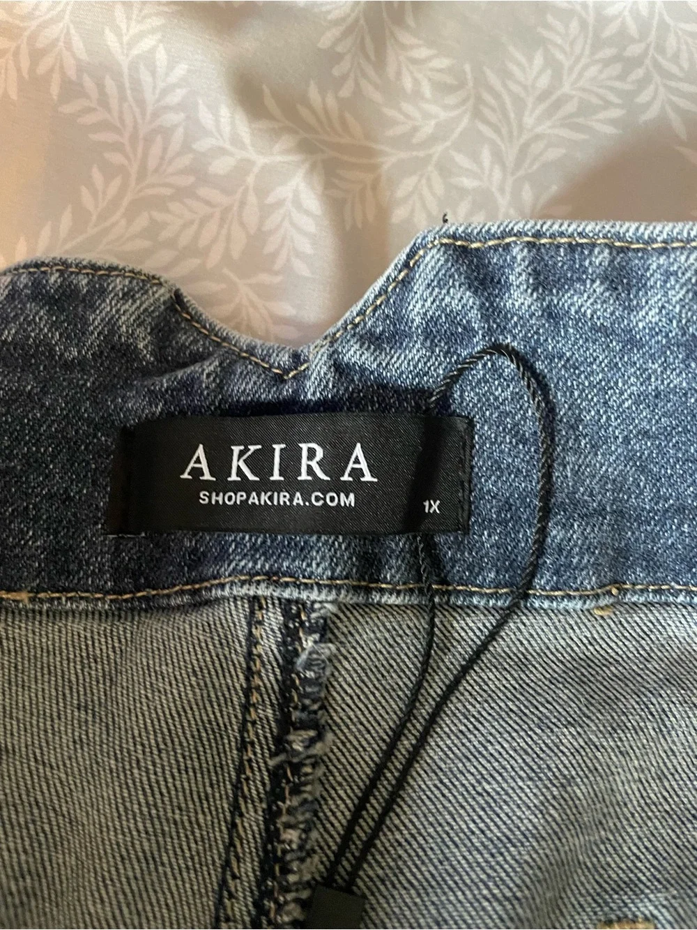 AKIRA High-Rise Black Denim Women’s Shorts